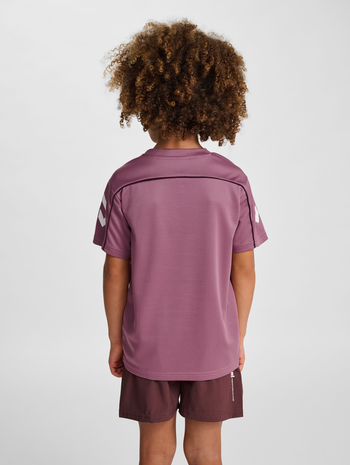 hmlJR T-SHIRT S/S, WISTFUL MAUVE, model