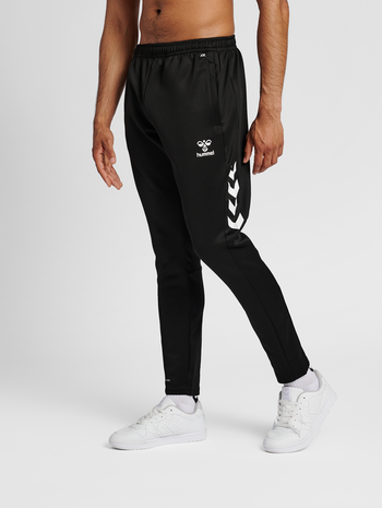 hmlCORE XK TRAINING POLY PANTS, BLACK/BLACK, model