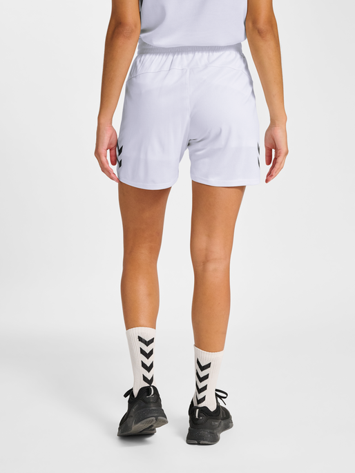 hmlLEAD 2.0 SHORTS WOMAN, WHITE, model