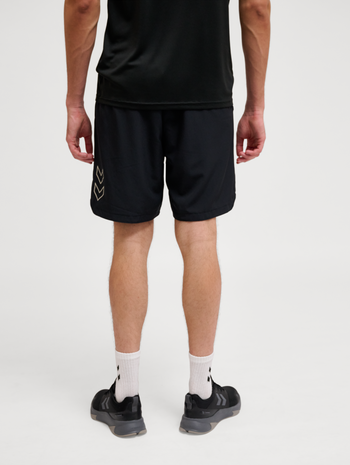 hmlCOURT POCKET SHORTS, LIGHT GREY/BLACK, model