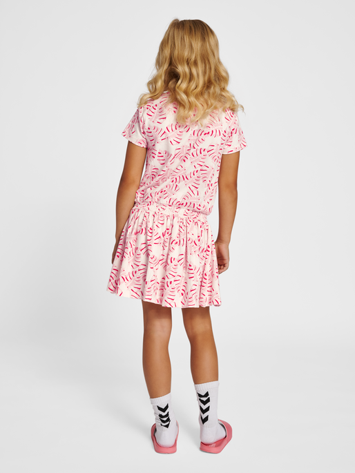 hmlALEXA DRESS S/S, MARSHMALLOW, model