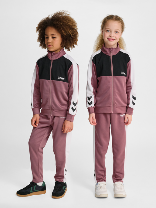 hmlJR COLORBLOCK TRACKSUIT, WISTFUL MAUVE, model