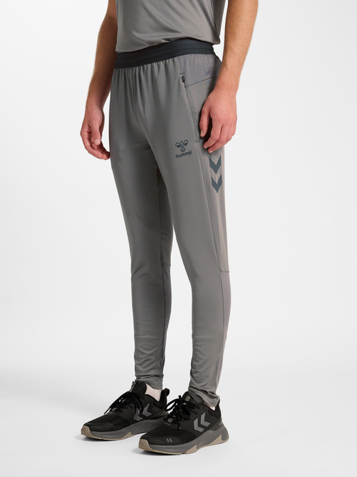hmlPRO TRAINING PANTS, STEEL GRAY, model