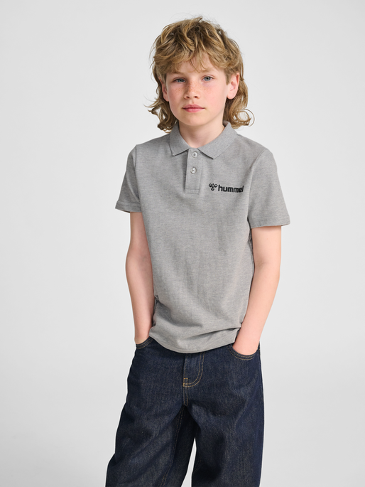 hmlMOVER COTTON POLO KIDS, GREY MELANGE, model