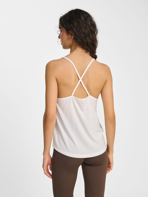 hmlYOGA SOFT W STRAP TOP, WHITE, model