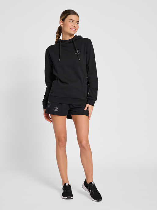 hmlOFFGRID HOODIE WO, JET BLACK/FORGED IRON, model