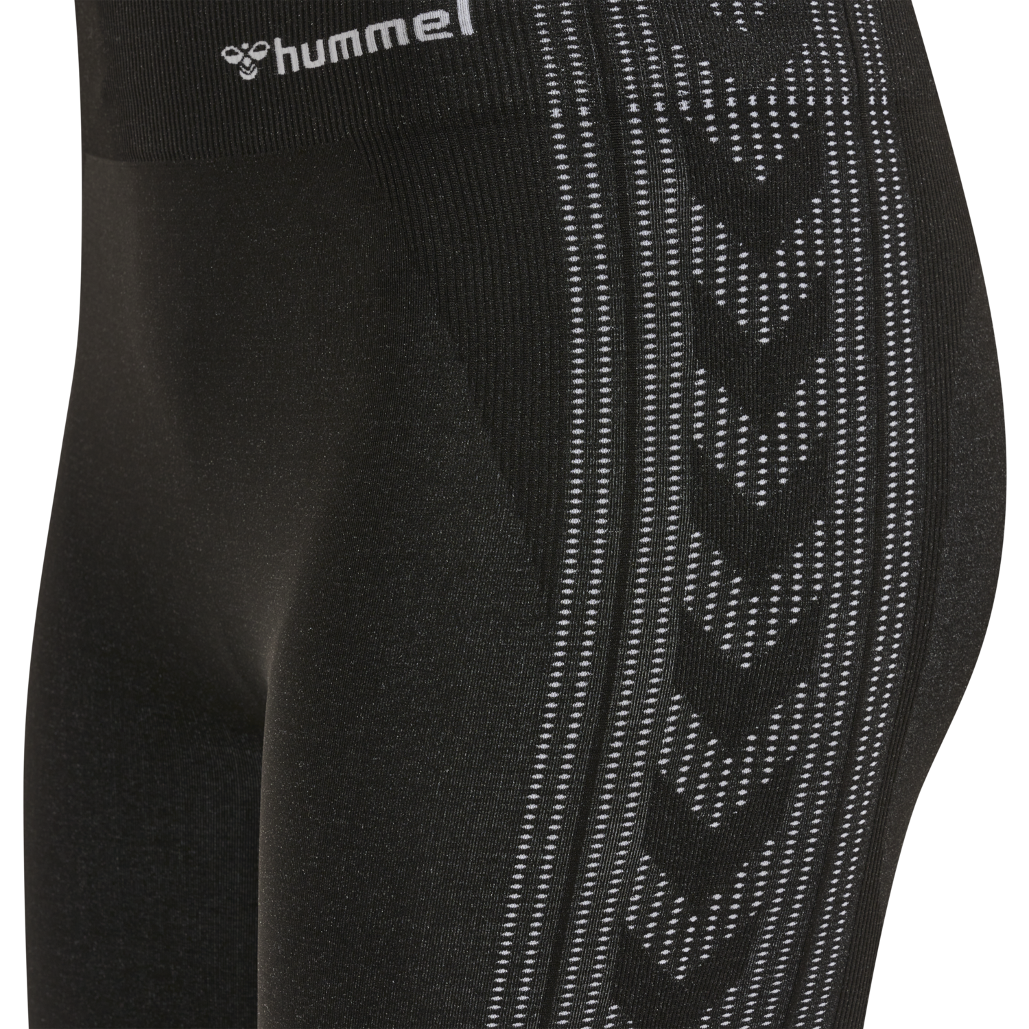 hmlMT SHAPING SEAMLESS MW SHORTS, BLACK, packshot