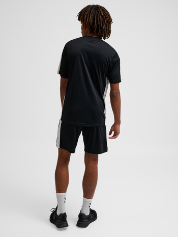 hmlPULSE CONTRAST SET, BLACK, model