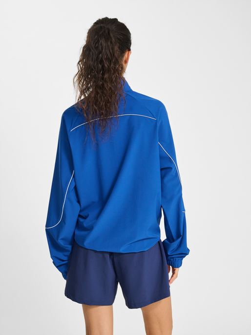 hmlPULSE WOVEN ZIP JACKET, TRUE BLUE, model