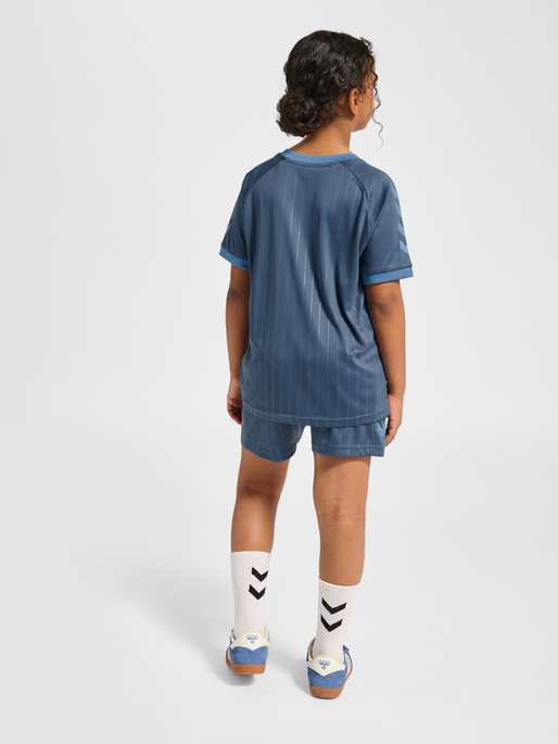 hmlJR GOAL STRIPE SET, BERING SEA, model