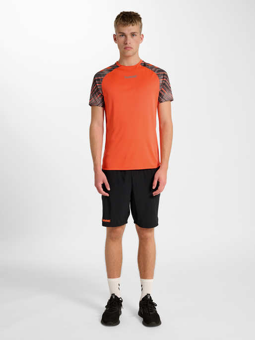 hmlBLAZE PRO TRAINING JERSEY S/S, NASTURTIUM, model