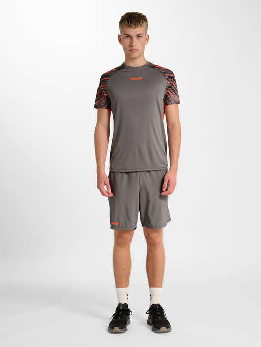 hmlBLAZE PRO TRAINING JERSEY S/S, STEEL GRAY, model
