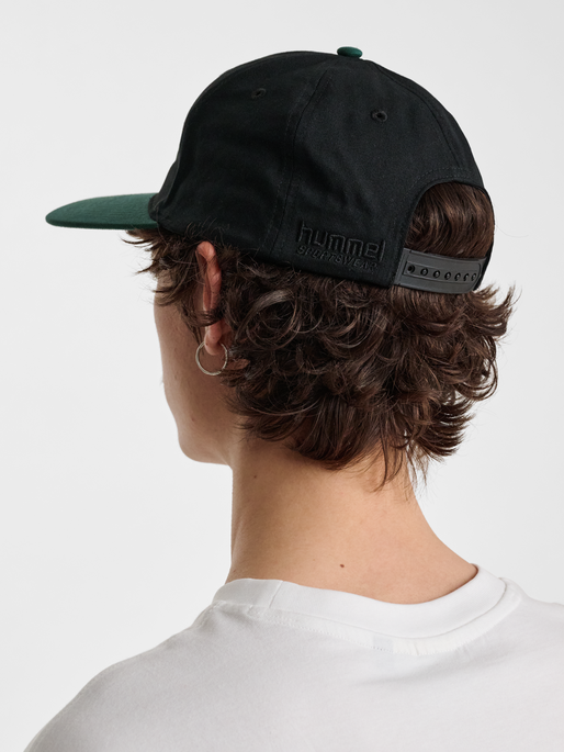 hmlSNAP CAP GAME, BLACK, model